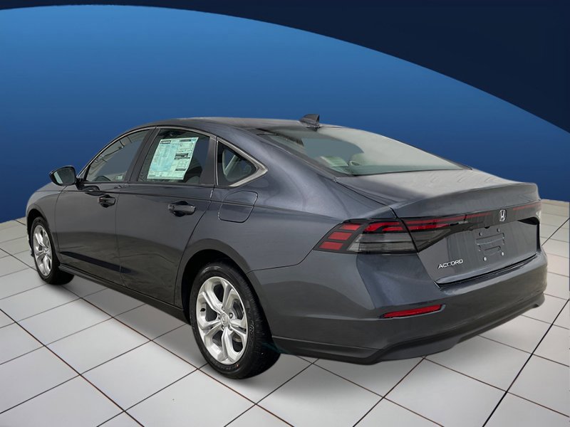 2025 Honda Accord LX photo 3