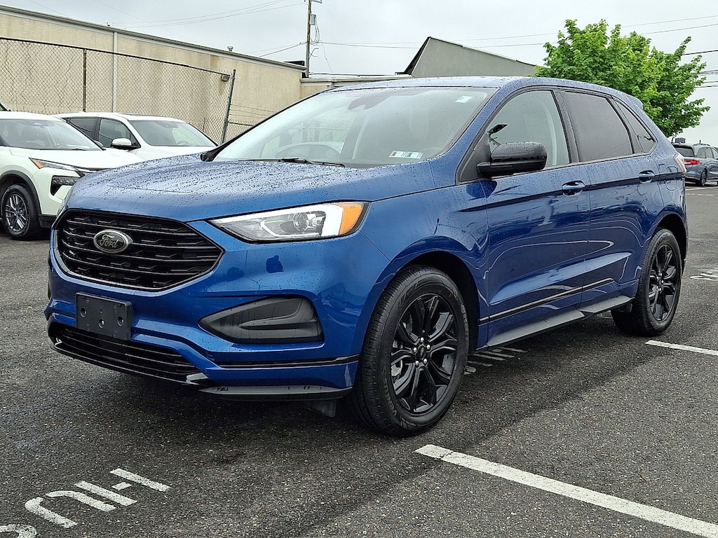 Used 2024 Ford Edge SE SUV