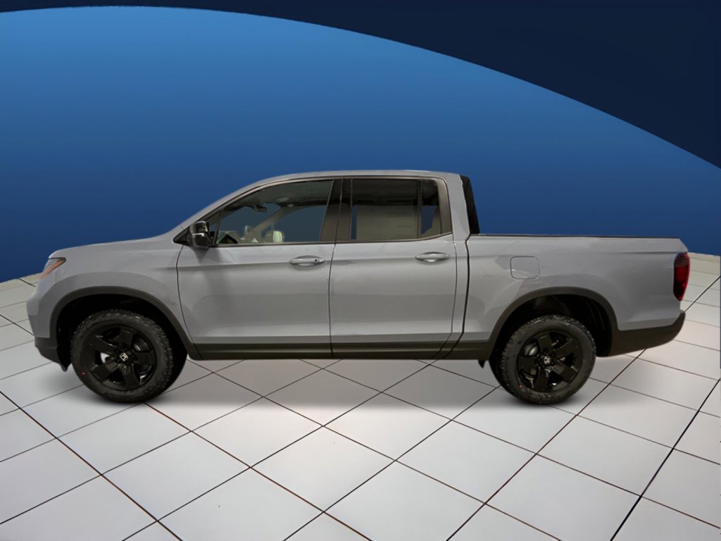 2026 Honda Ridgeline Black Edition photo 2