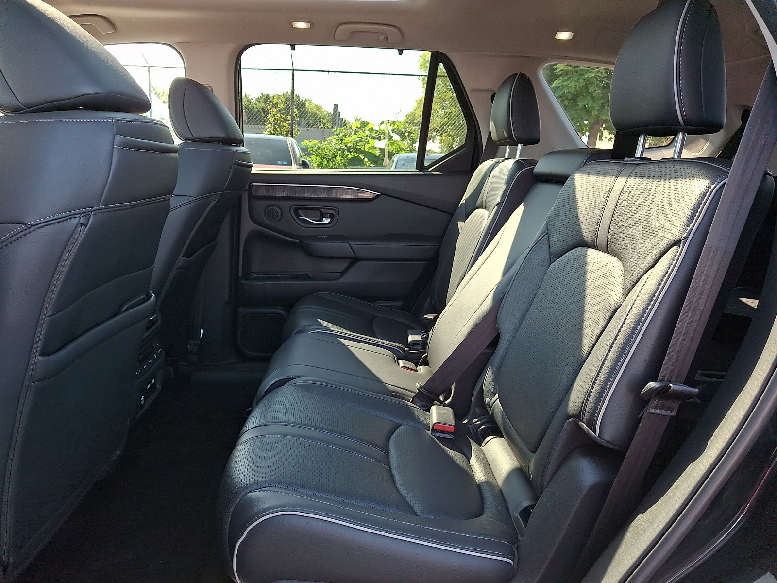 2023 Honda Pilot Elite - Photo 10