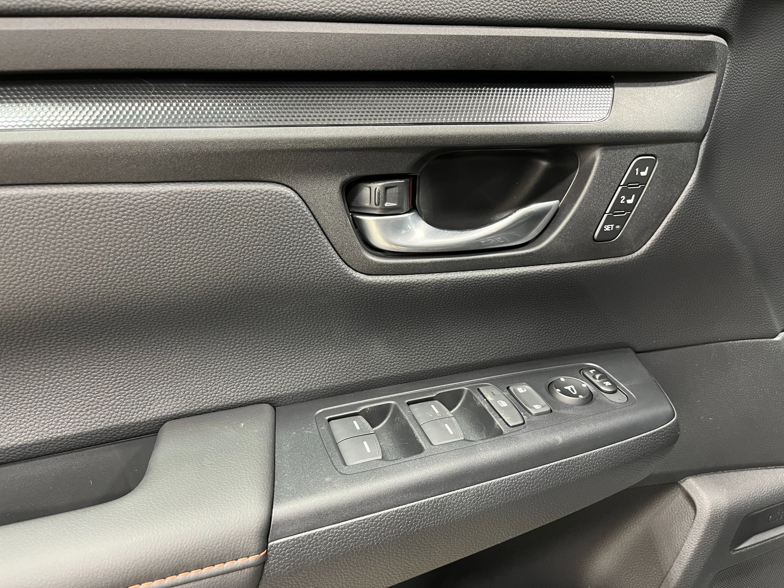 2025 Honda CR-V Sport-L - Photo 14