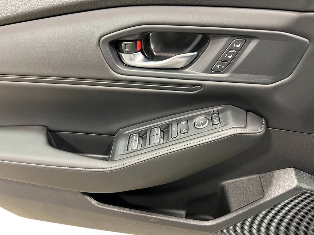 2025 Honda Accord Hybrid Sport-L - Photo 15