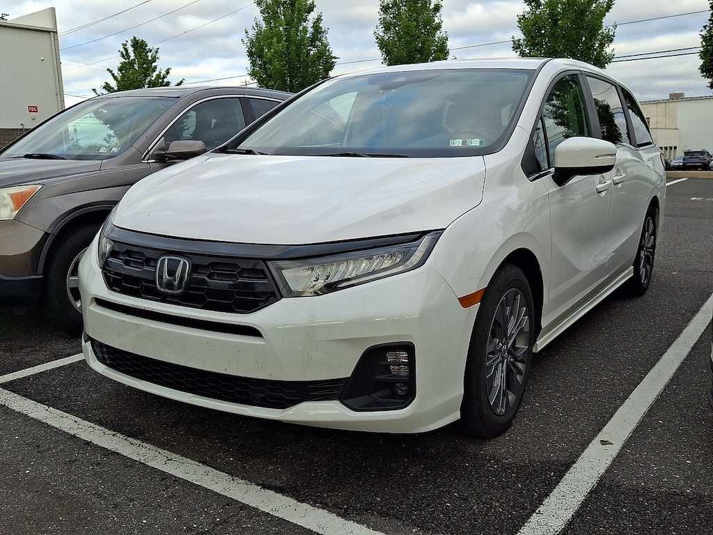 Used 2025 Honda Odyssey Touring Van