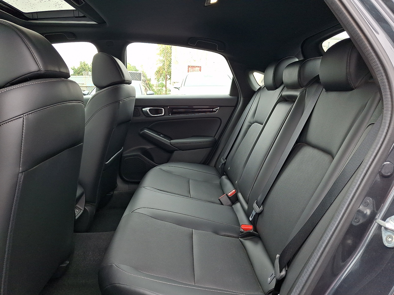 2024 Honda Civic Hatchback Sport Touring - Photo 10