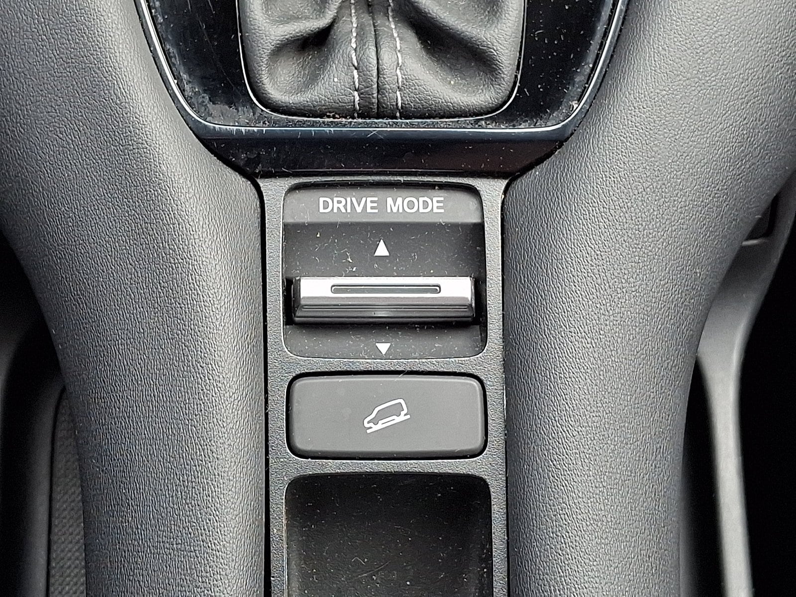 2023 Honda HR-V LX - Photo 24