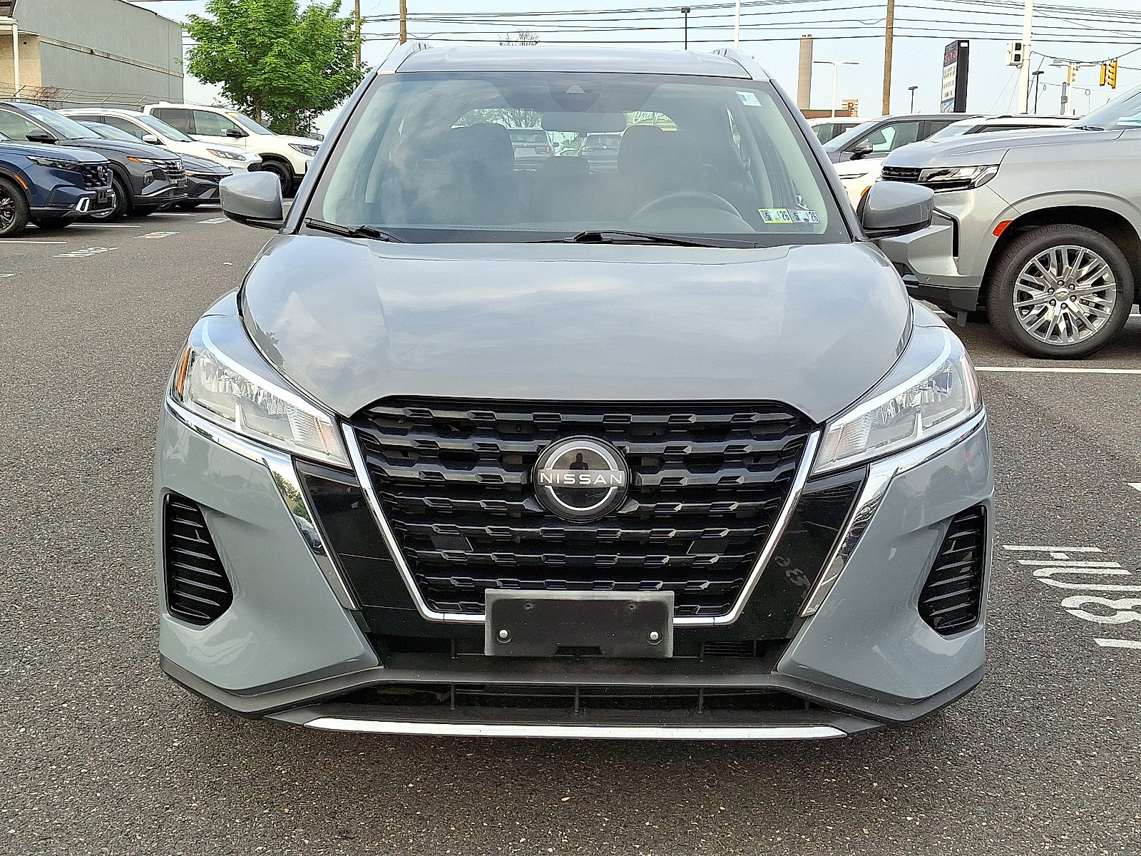 Used 2022 Nissan Kicks SV with VIN 3N1CP5CV5NL507129 for sale in Conshohocken, PA