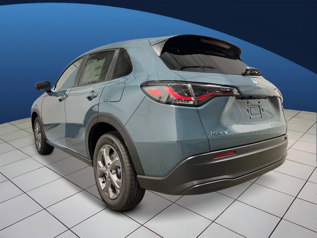 2026 Honda HR-V LX photo 2