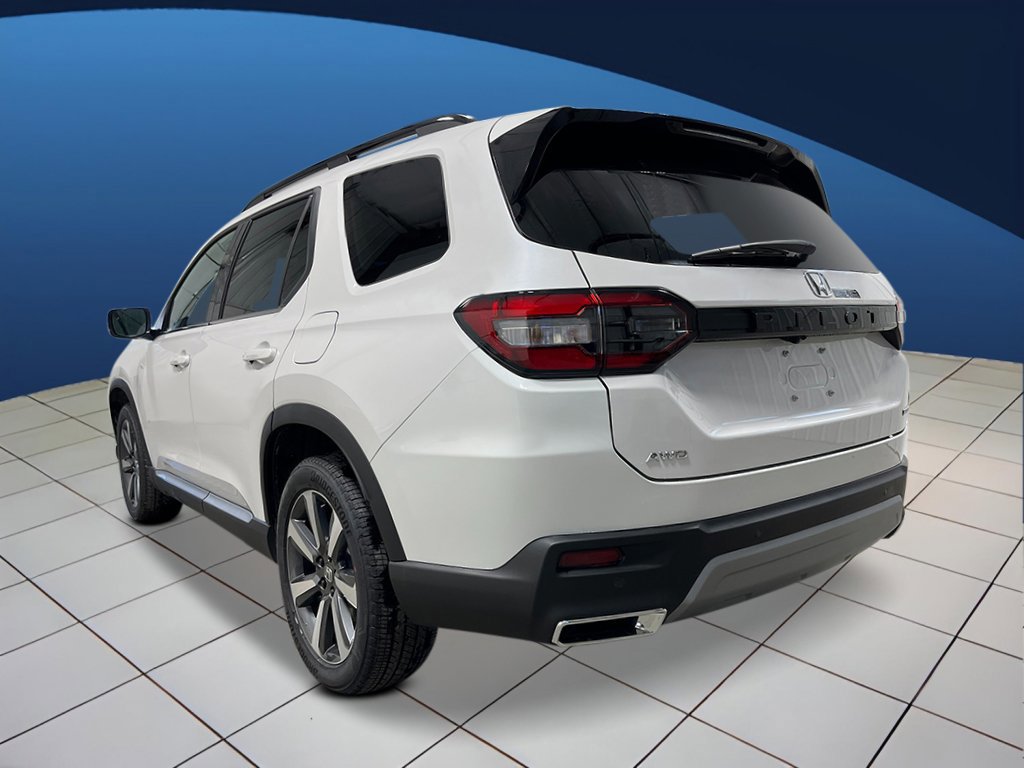 2025 Honda Pilot Touring photo 3