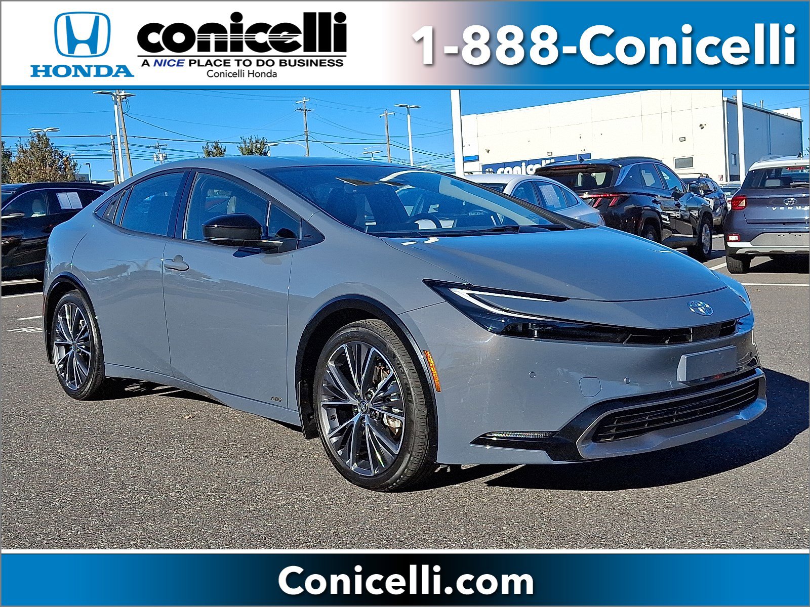 2023 Toyota Prius XLE's photo