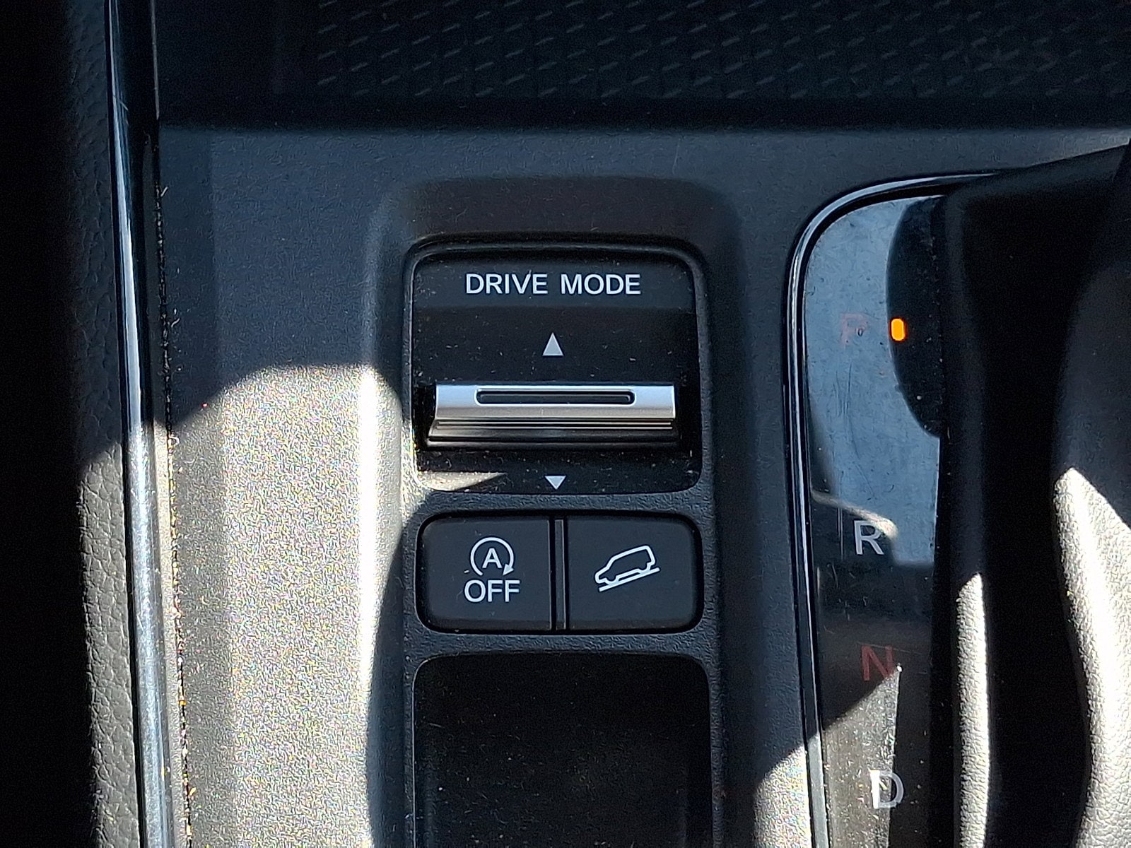 2025 Honda CR-V LX - Photo 24