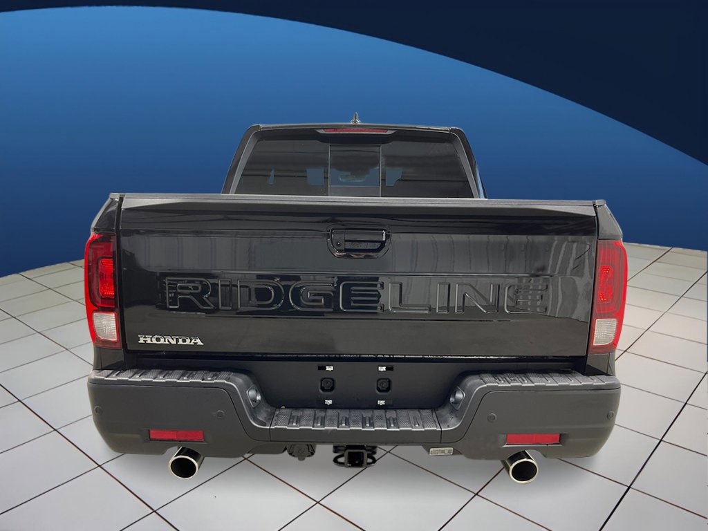2026 Honda Ridgeline Black Edition photo 3