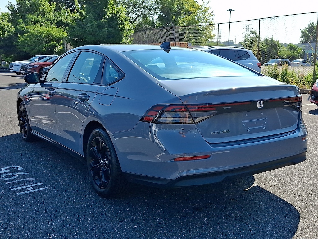 Used 2025 Honda Accord SE Sedan