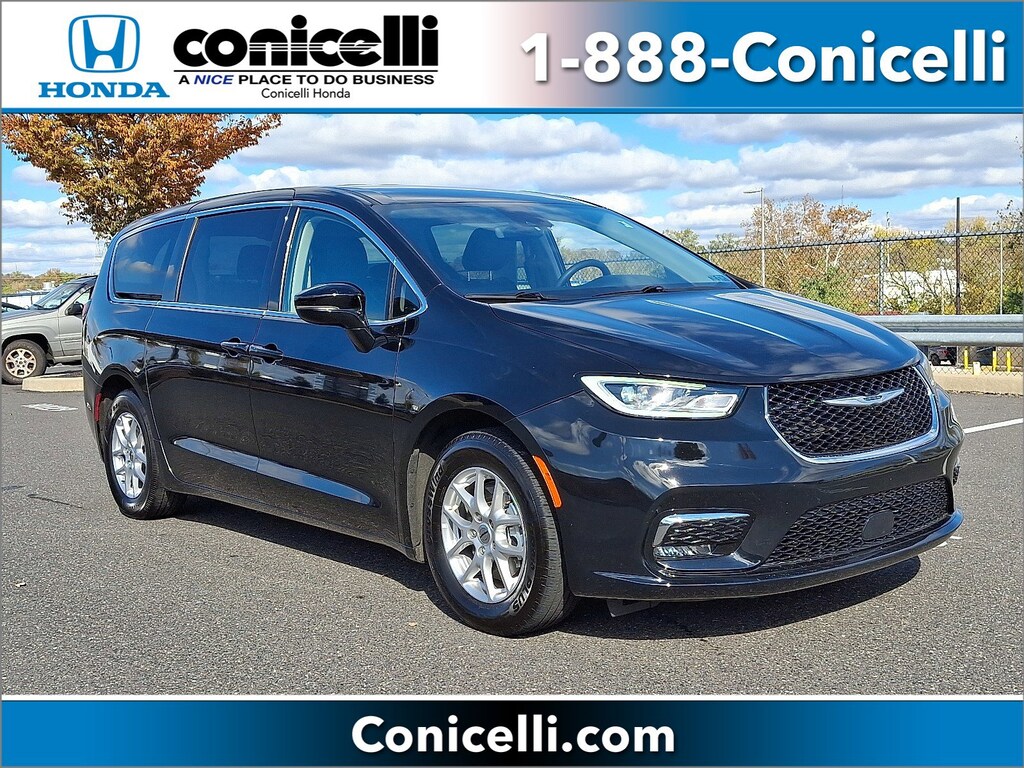 Used 2024 Chrysler Pacifica Touring L Van Passenger Van