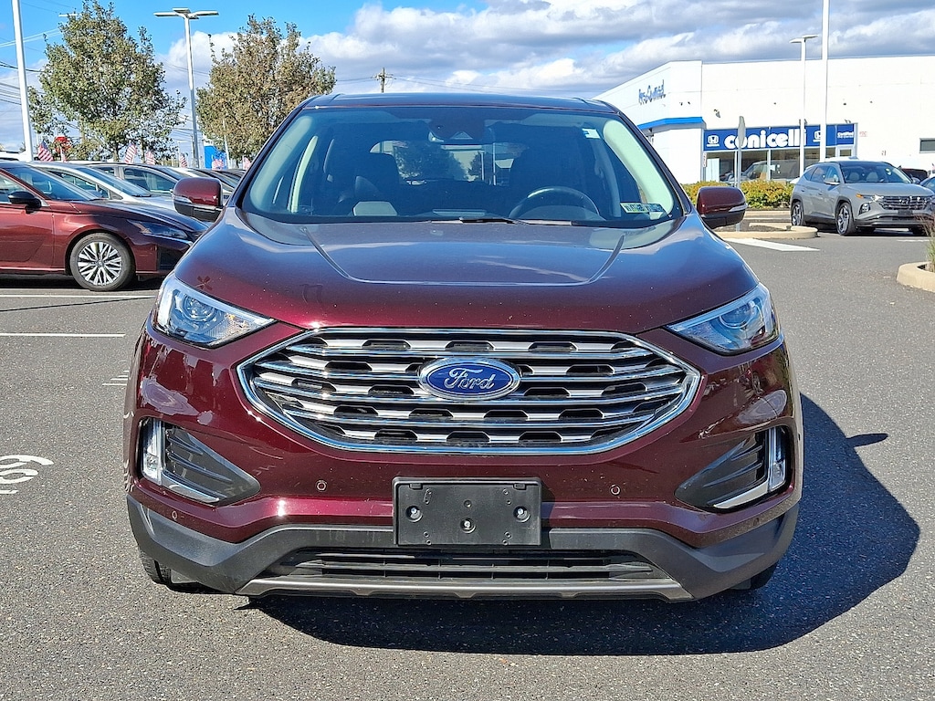 Used 2022 Ford Edge Titanium SUV