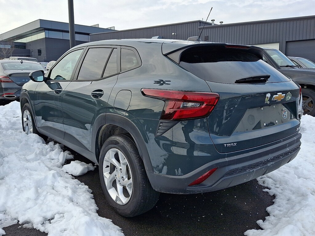 Used 2025 Chevrolet Trax LS SUV