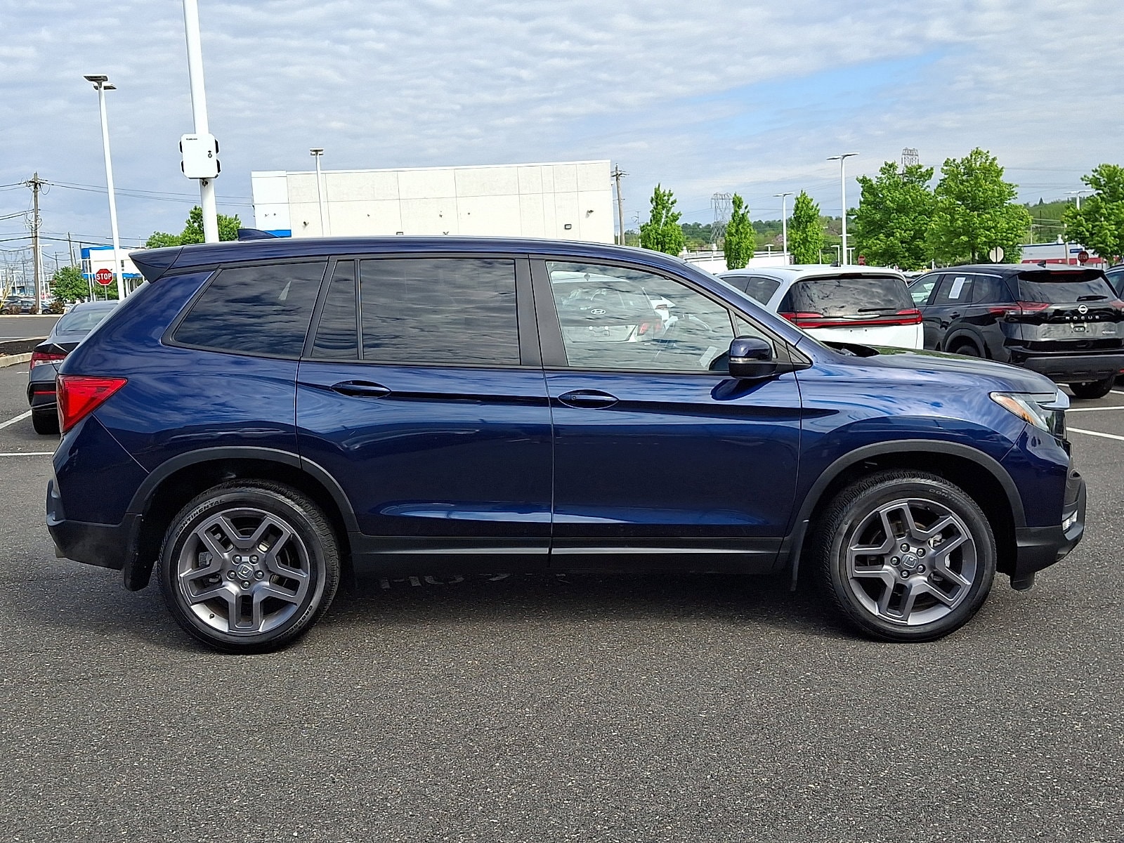 2023 Honda Passport EX-L - Photo 7
