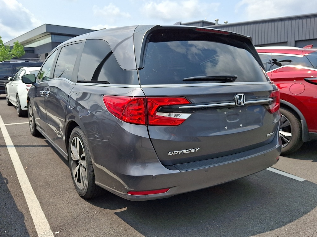 Certified 2024 Honda Odyssey Touring Van