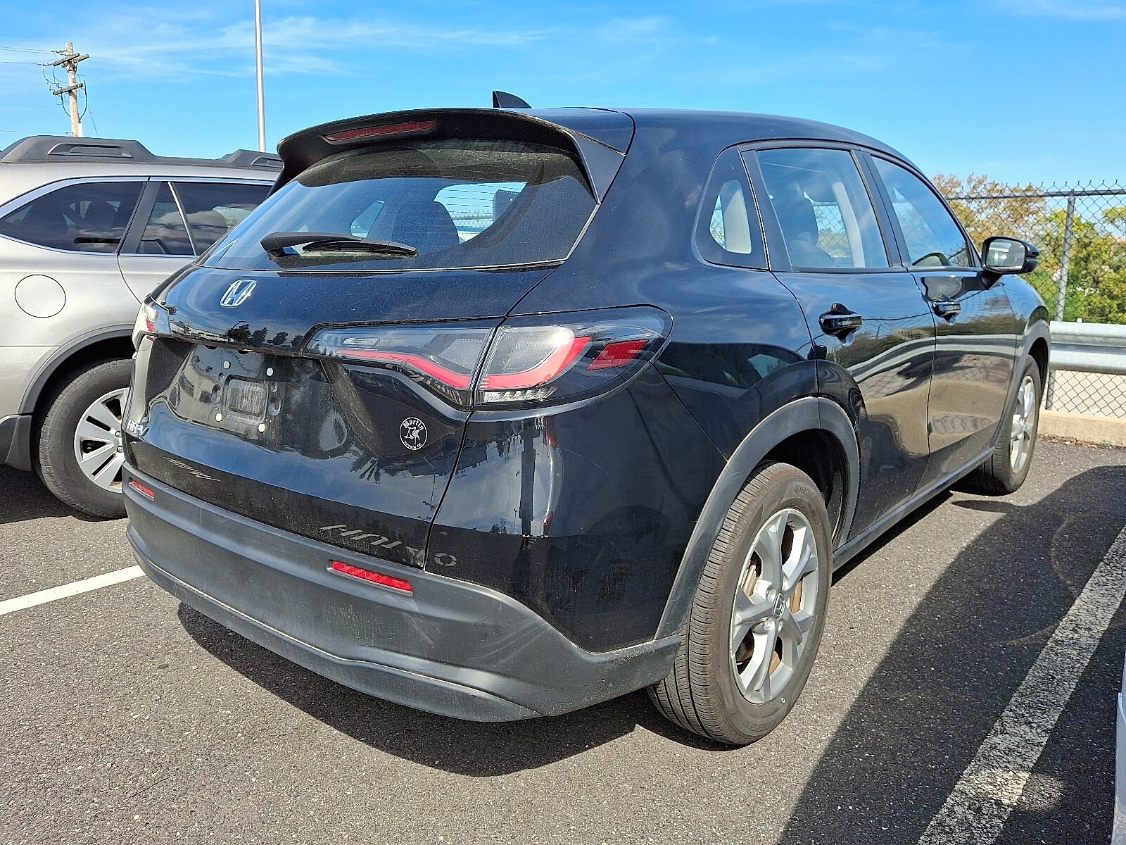 2023 Honda HR-V LX 2WD photo 2