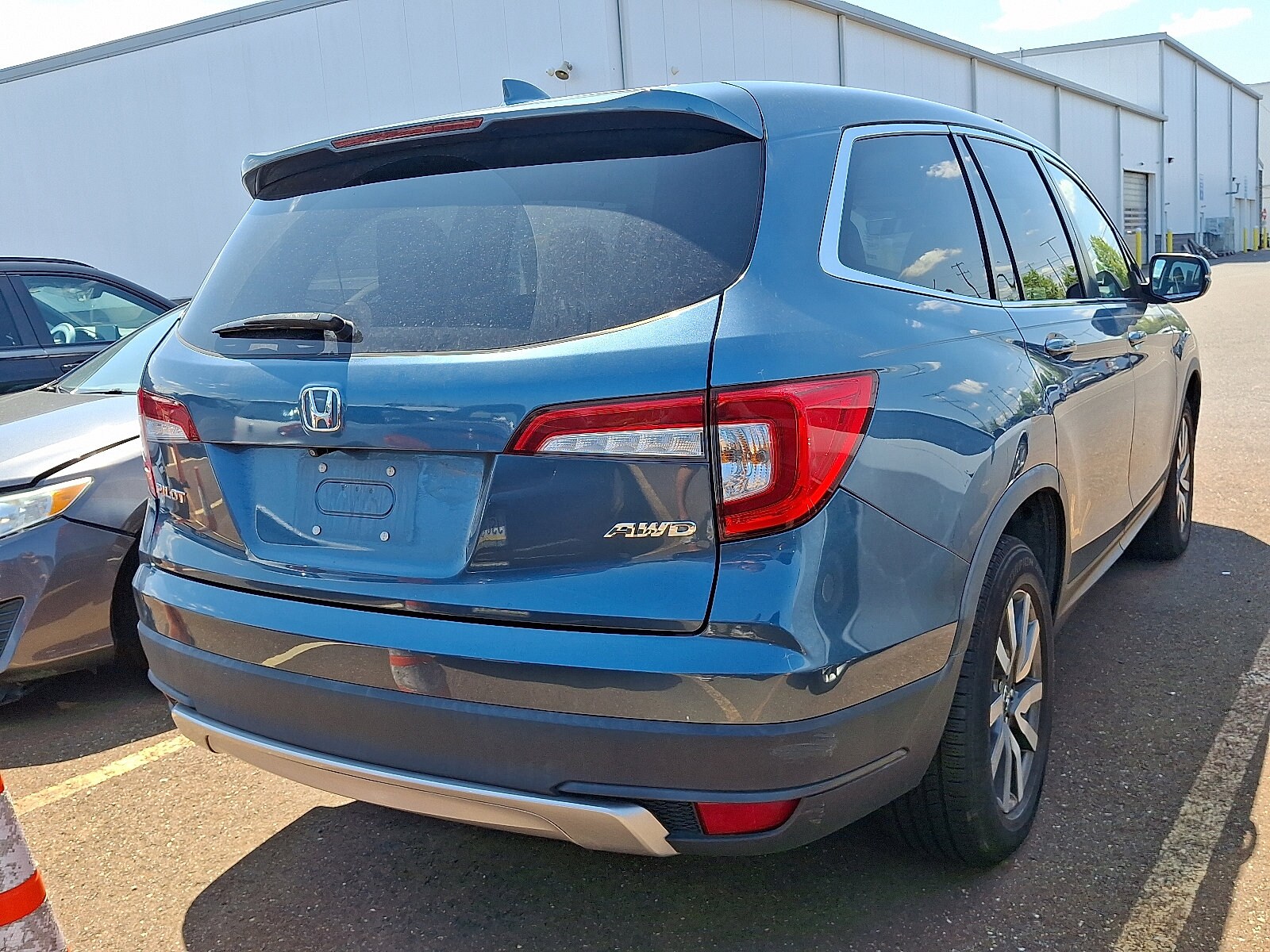 2020 Honda Pilot EX-L photo 4