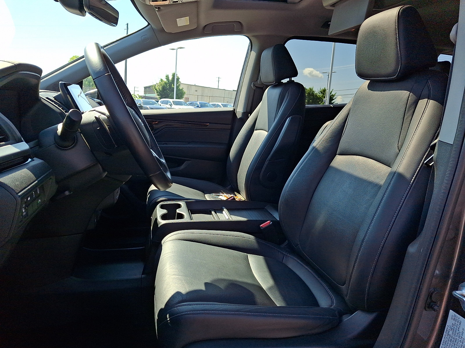 2024 Honda Odyssey Touring - Photo 14