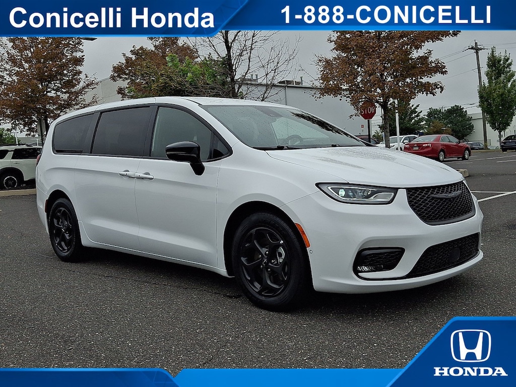 Used 2024 Chrysler Pacifica Hybrid S Appearance Pkg Van Passenger Van