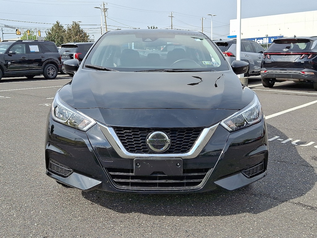 Used 2022 Nissan Versa 1.6 SV Sedan