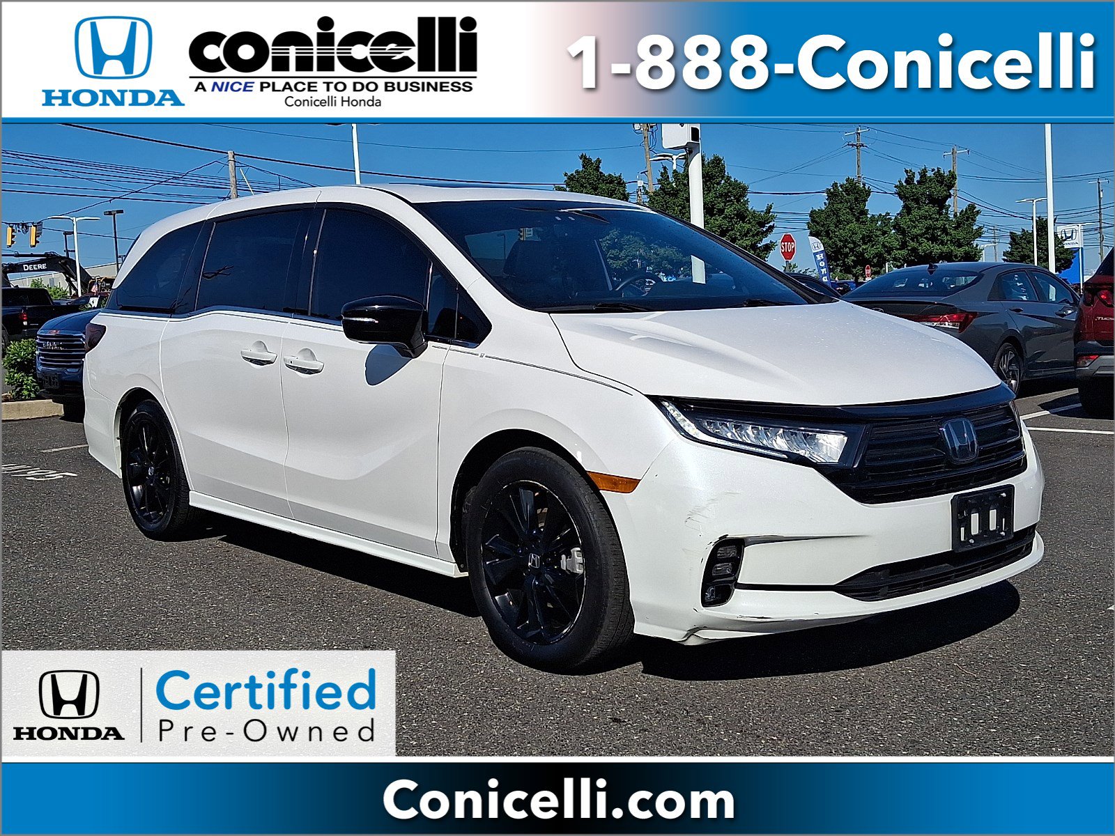 2024 Honda Odyssey SPORT's photo