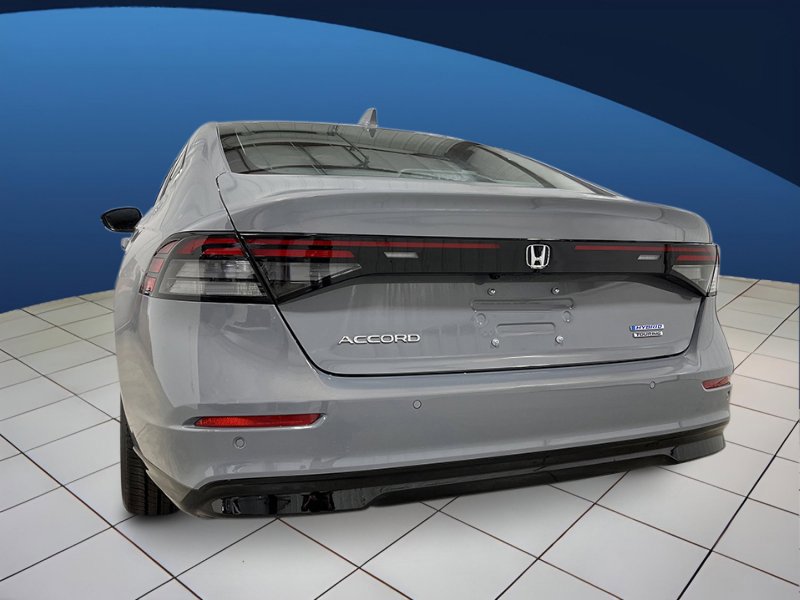 2025 Honda Accord Hybrid Touring photo 4