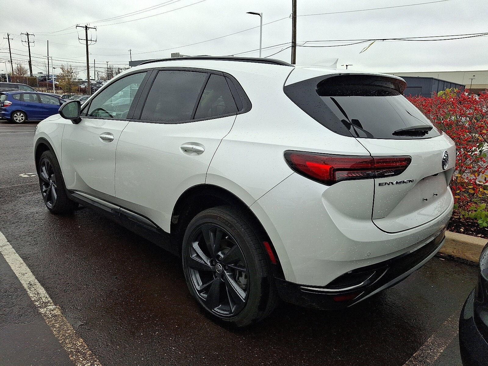 2023 Buick Envision Essence photo 3