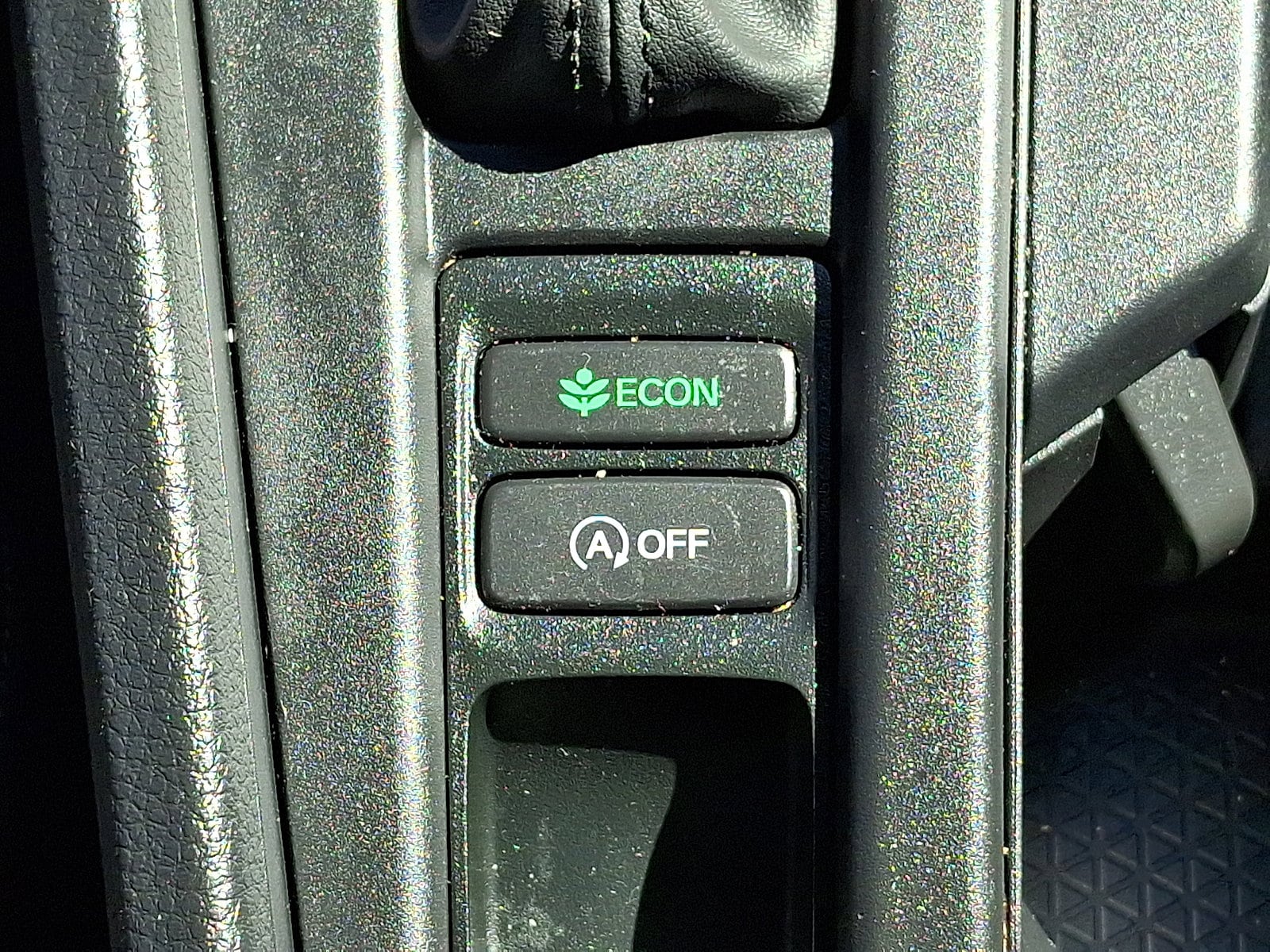 2025 Honda Accord SE - Photo 25