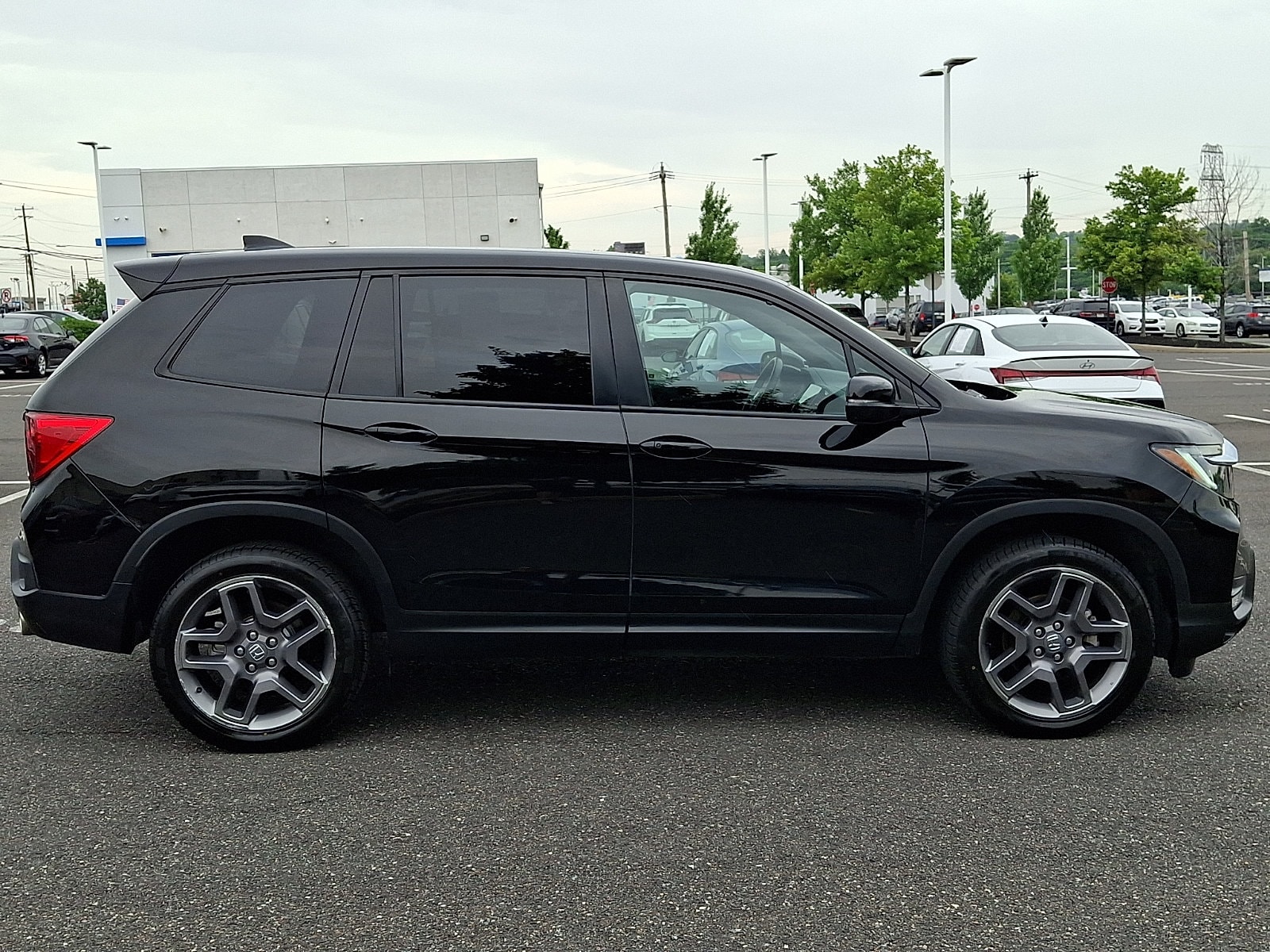 2023 Honda Passport EX-L - Photo 7