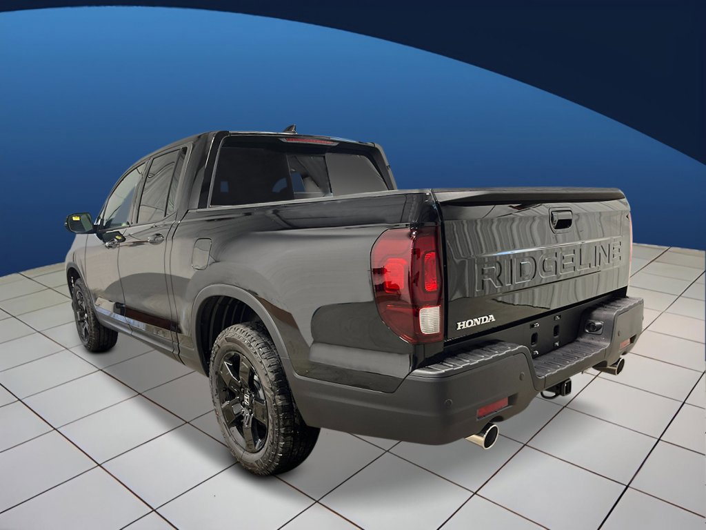 2026 Honda Ridgeline Black Edition photo 2