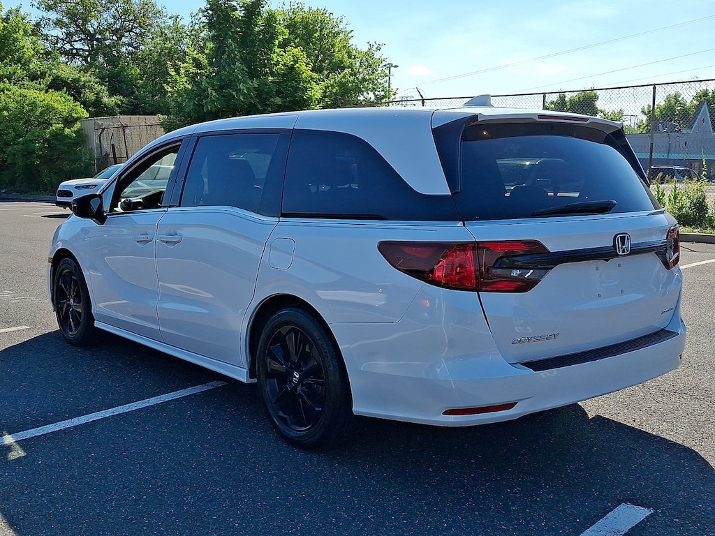 Used 2024 Honda Odyssey Sport Van