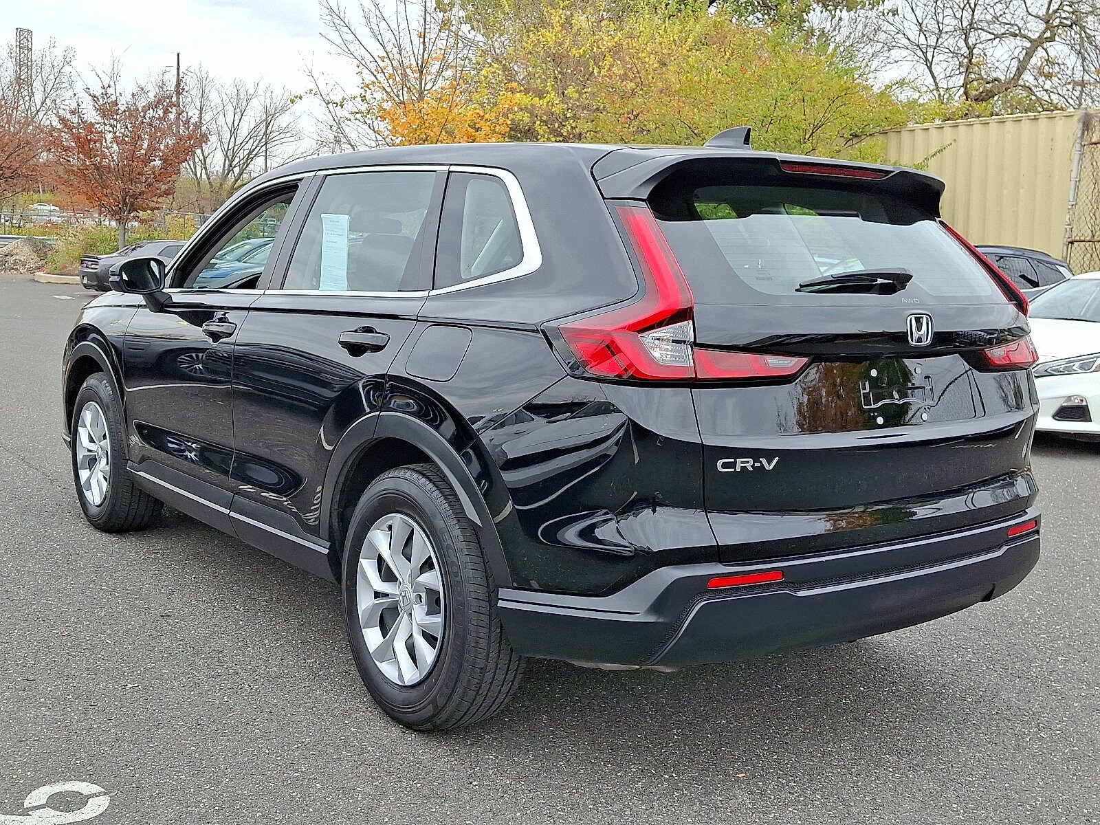 2023 Honda CR-V LX photo 3