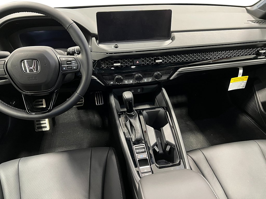 2025 Honda Accord Hybrid Sport-L - Photo 17