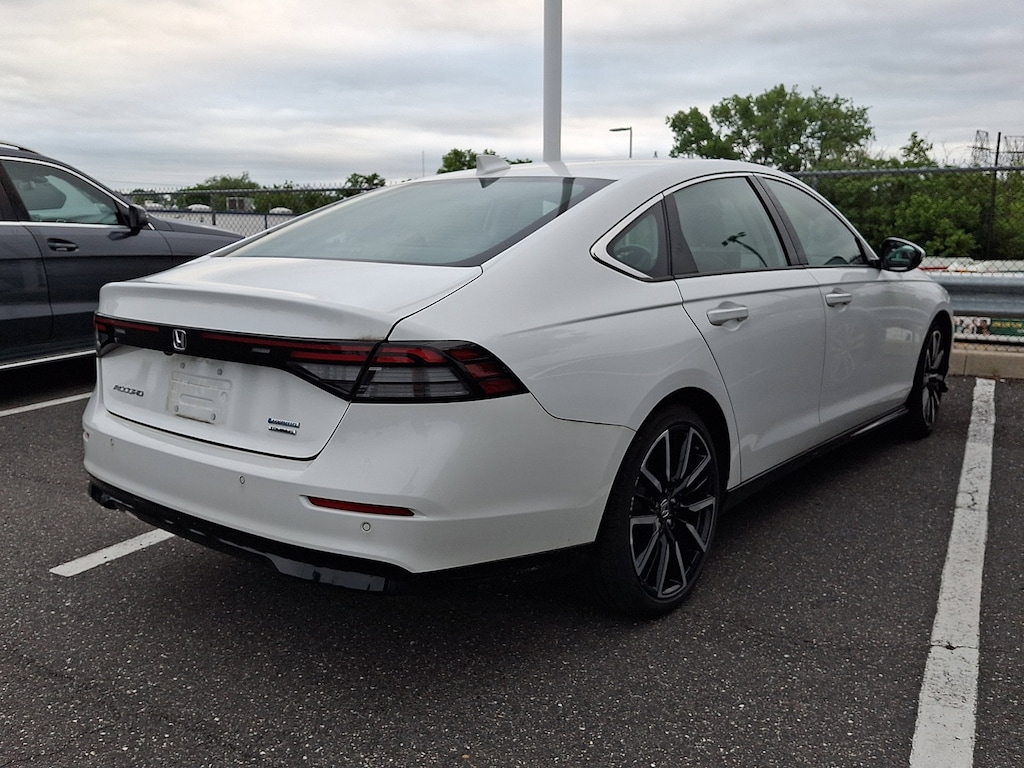 Used 2023 Honda Accord Hybrid Touring Sedan