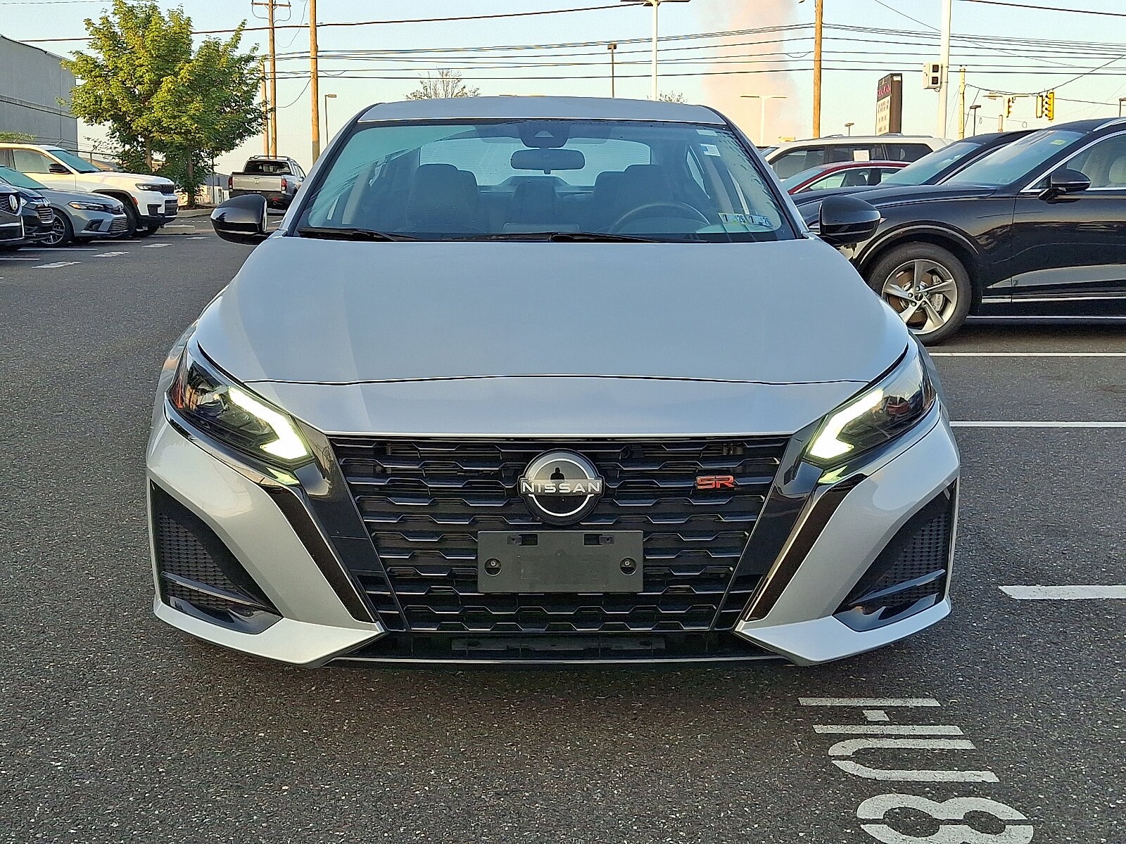 2024 Nissan Altima 2.5 SR photo 2