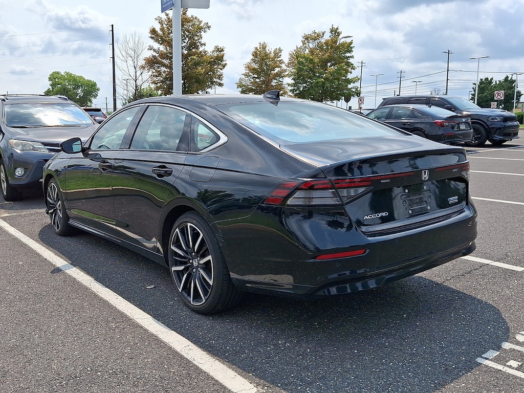 Certified 2023 Honda Accord Hybrid Touring Sedan