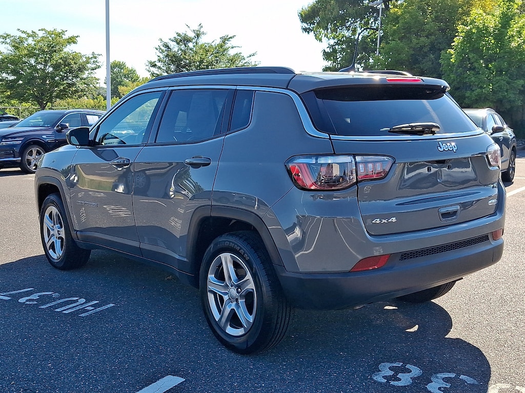 Used 2024 Jeep Compass Latitude SUV
