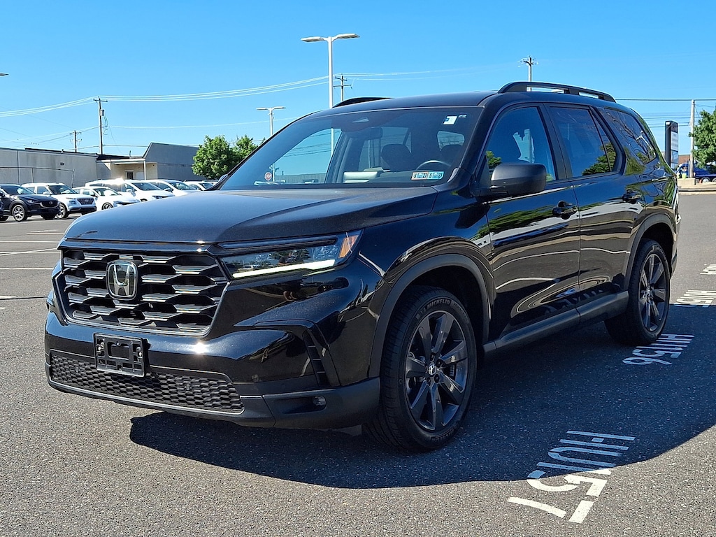 Used 2023 Honda Pilot Sport SUV