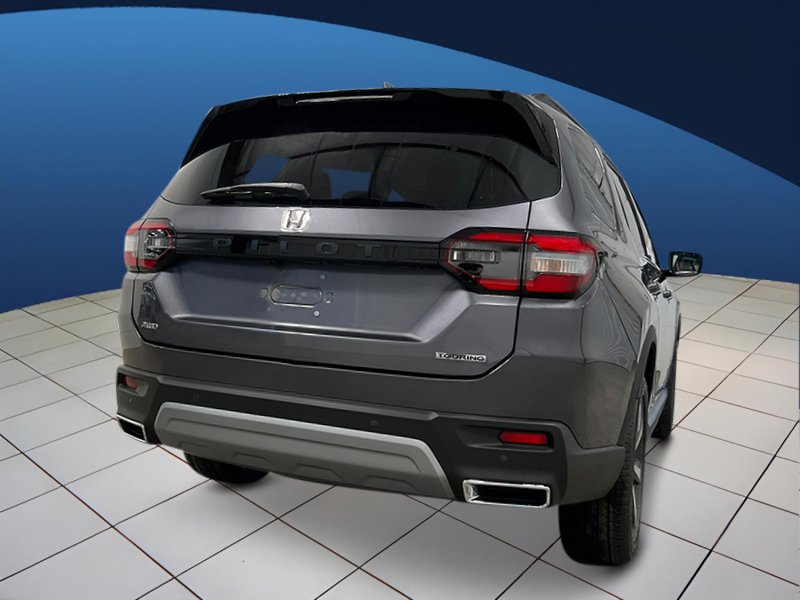 2025 Honda Pilot Touring photo 4
