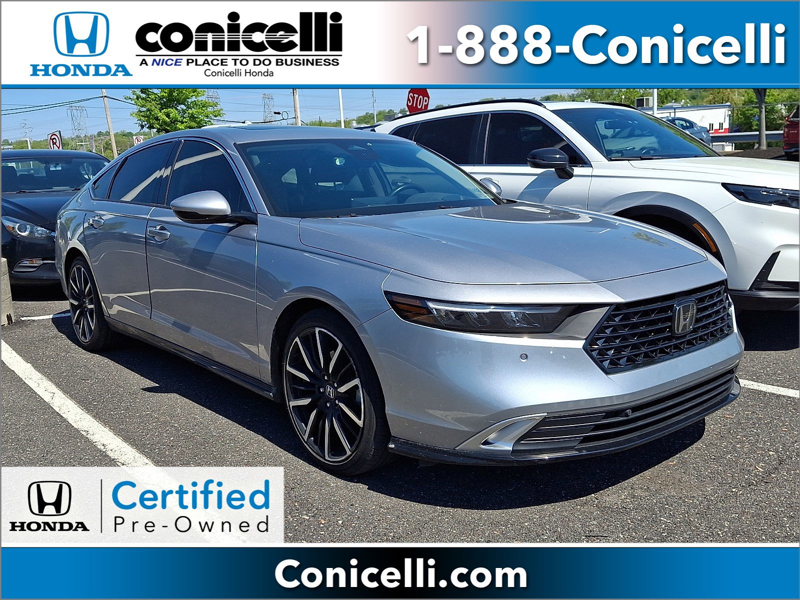 2023 Honda Accord Hybrid Touring's photo