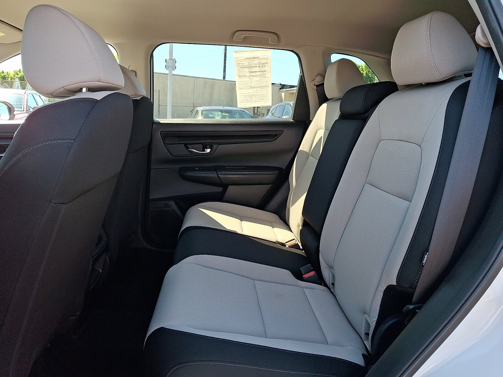 2025 Honda CR-V LX - Photo 10