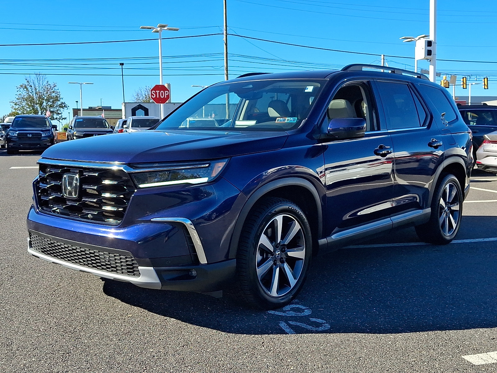 Certified 2025 Honda Pilot Touring SUV