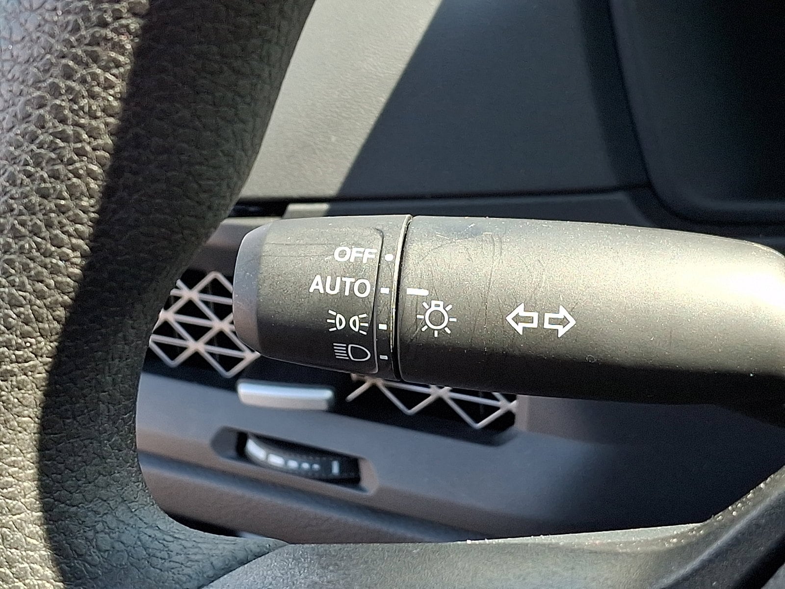 2025 Honda Accord SE - Photo 26