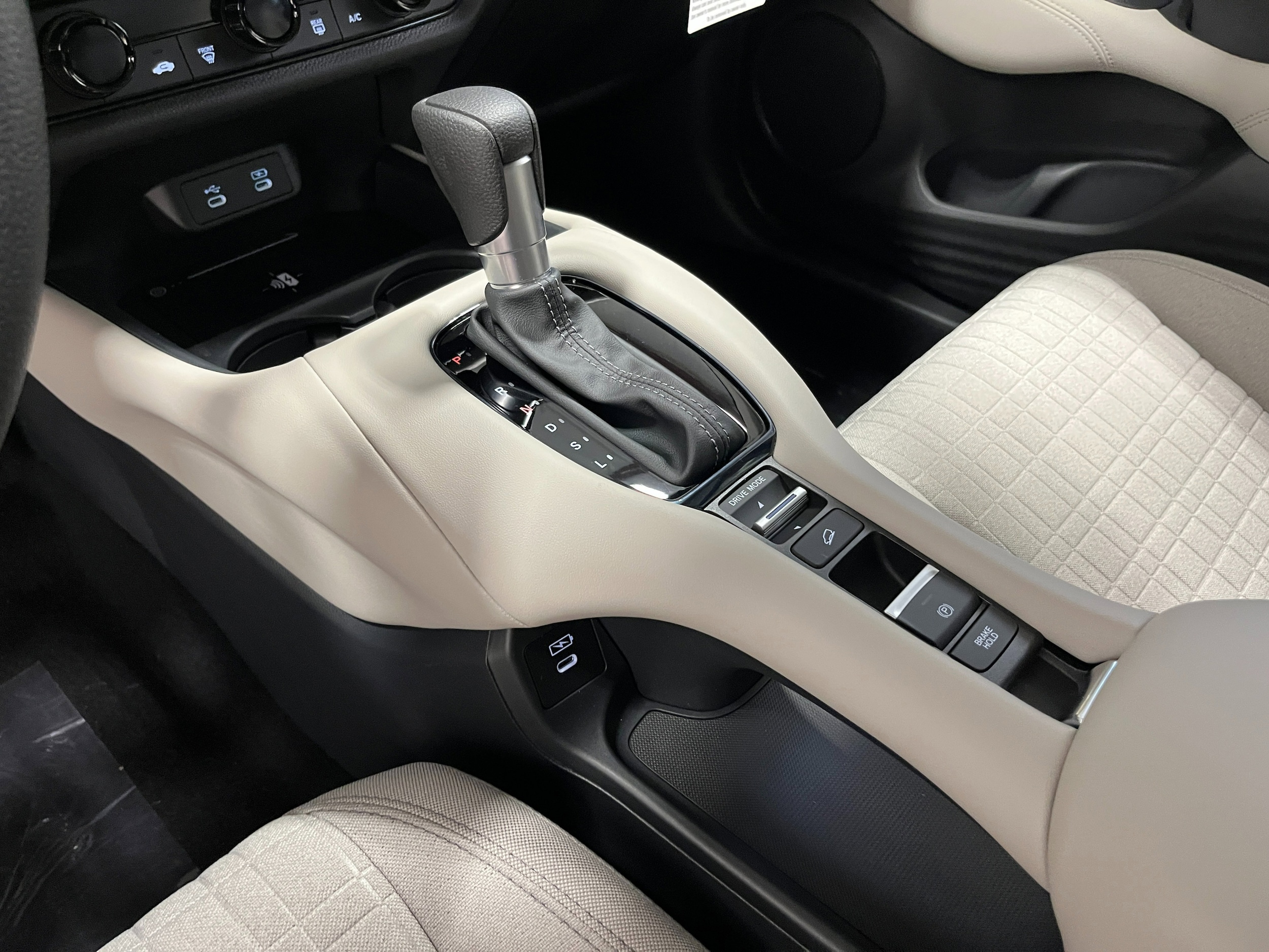 2026 Honda HR-V LX - Photo 20