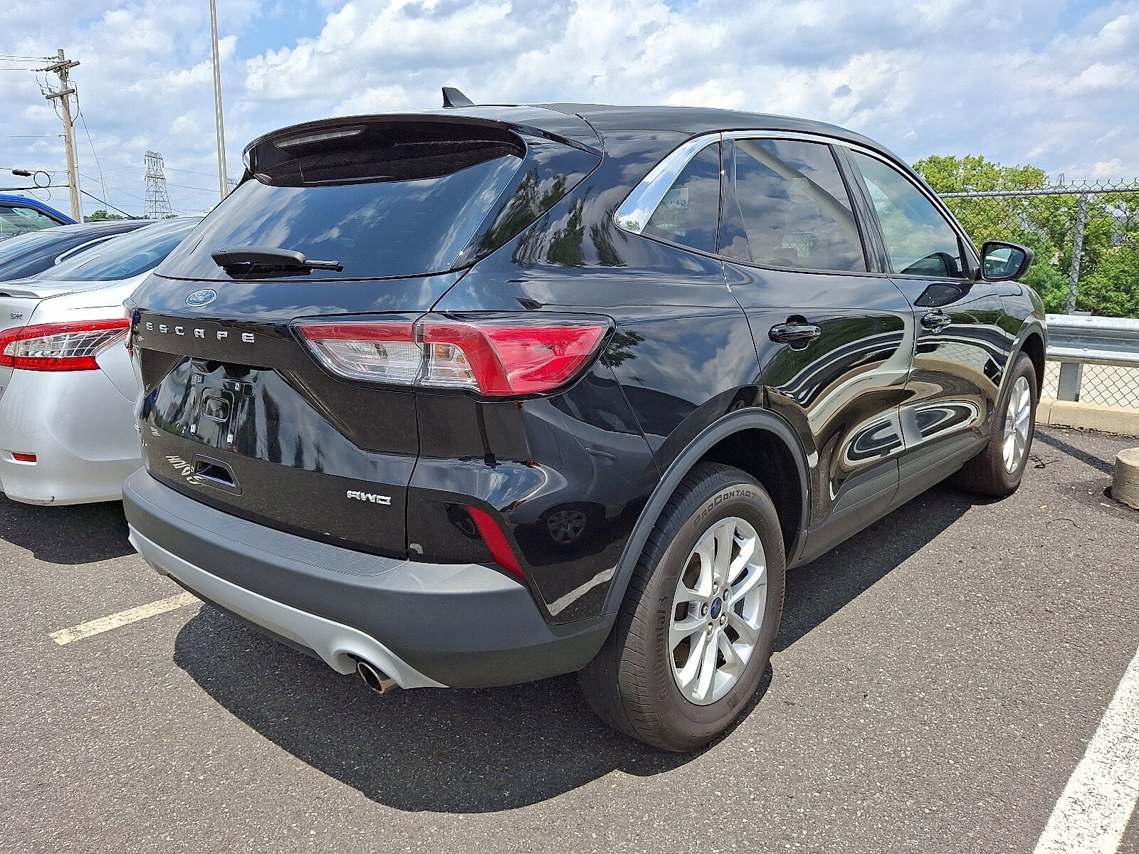 2022 Ford Escape SE photo 4