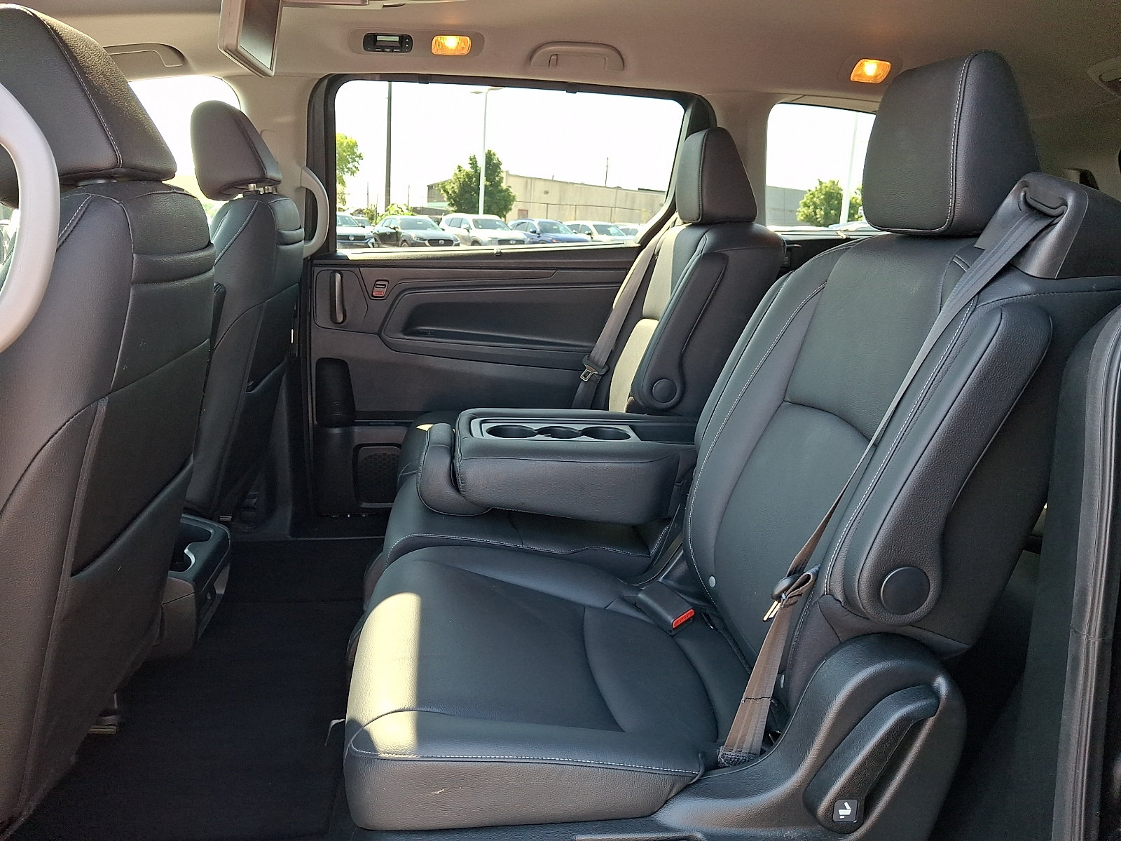 2024 Honda Odyssey Touring - Photo 11