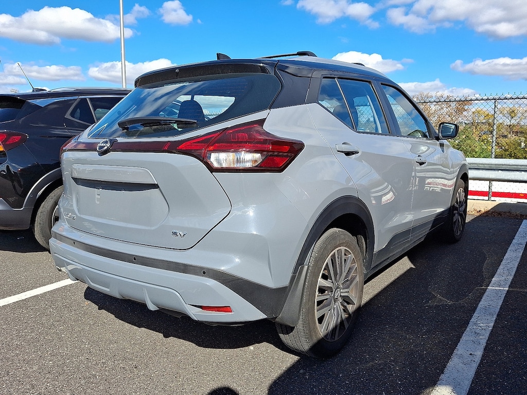 Used 2024 Nissan Kicks SV SUV