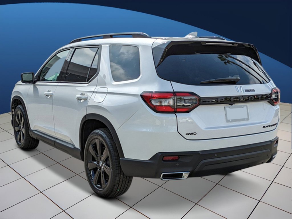 2025 Honda Pilot Black Edition photo 2